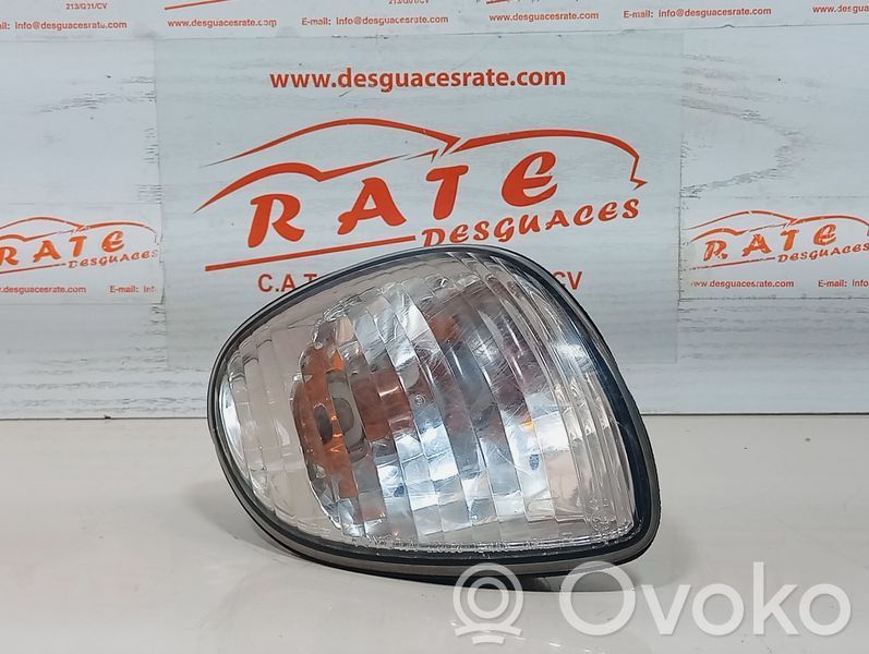 Toyota Corolla E110 Lampa przednia 