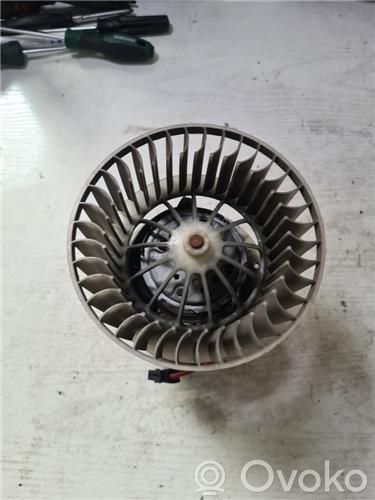 Mazā radiatora ventilators