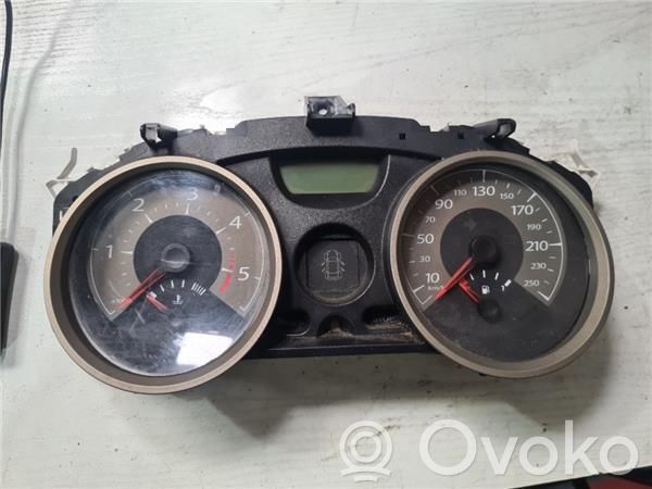 Renault Megane II Speedometer (instrument cluster) 