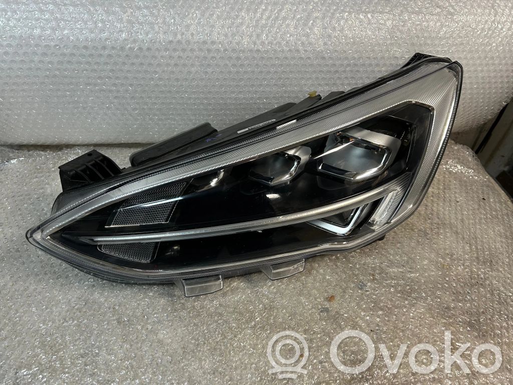 Ford Focus Headlight/headlamp 