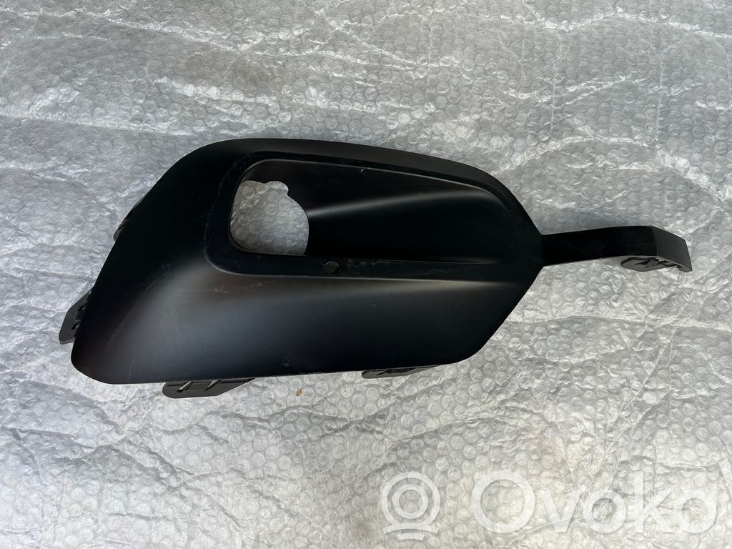 Opel Combo E Front bumper lower grill 