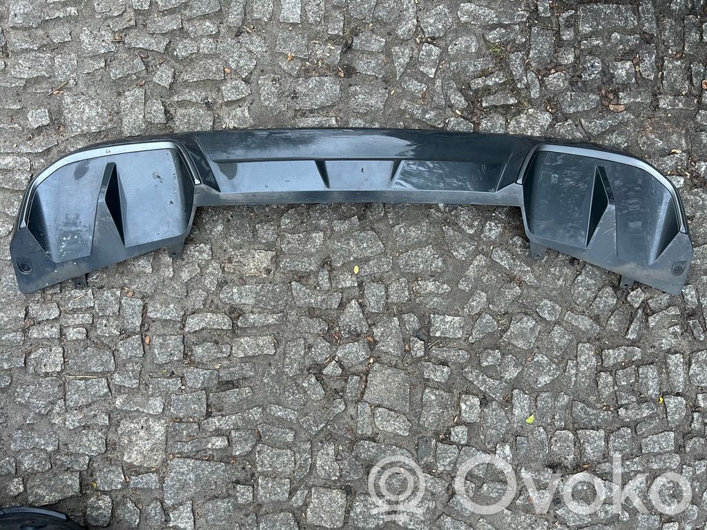 BMW 4 G22 G23 G24 G26 Apakšējā bampera daļa 
