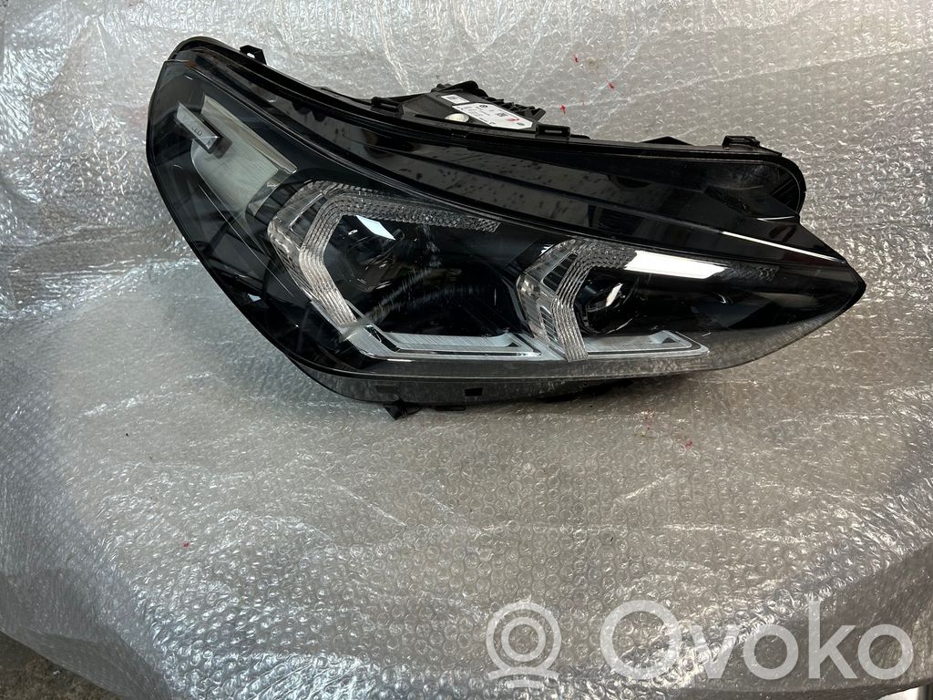 BMW X1 U11 Scheinwerfer 