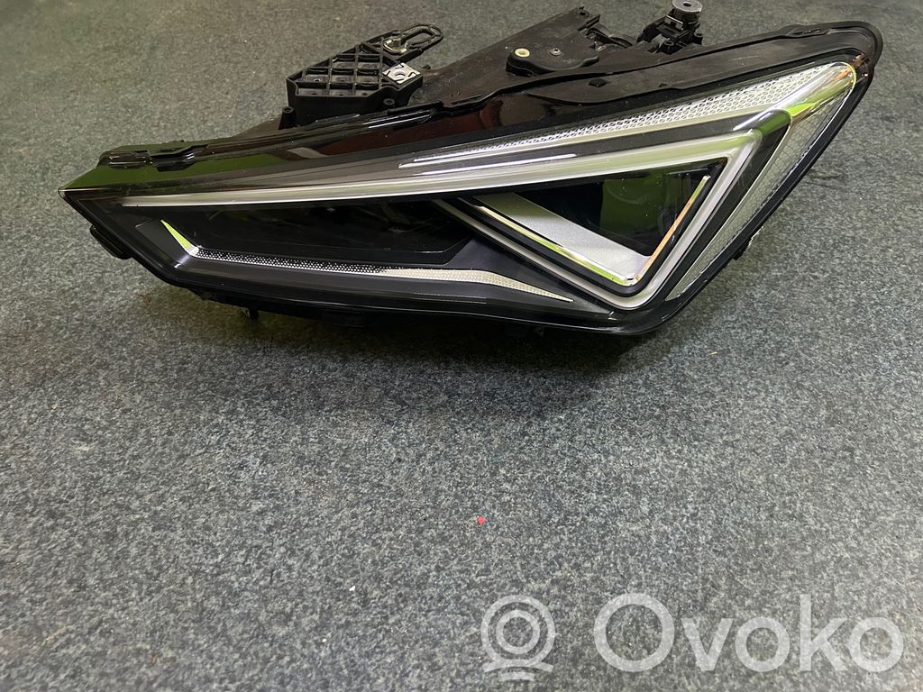 Cupra Formentor Headlight/headlamp 