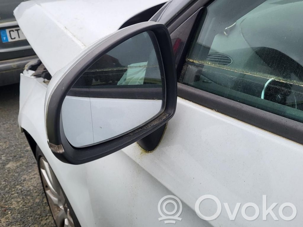 Audi A1 Espejo lateral manual 