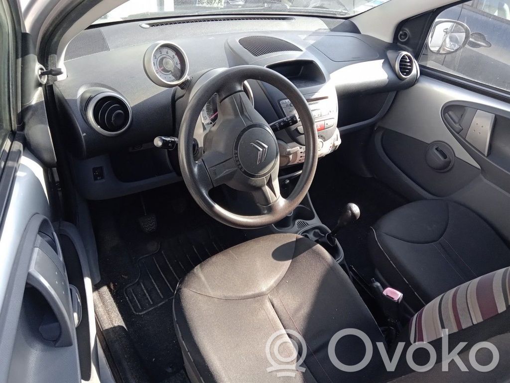 Manecilla interna puerta trasera   00009143K9