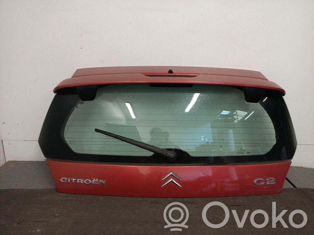 Couvercle de coffre   8701S2