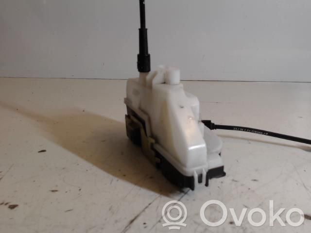 Citroen C3 Front door lock 