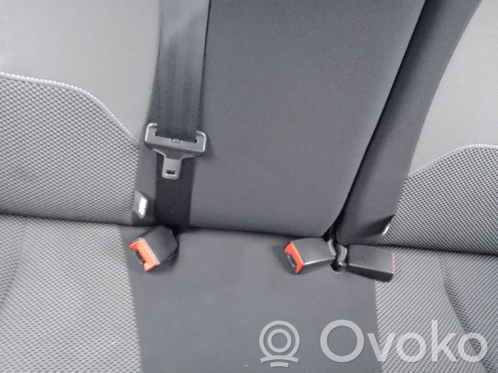 Citroen C3 Hebilla del cinturón de seguridad trasero 