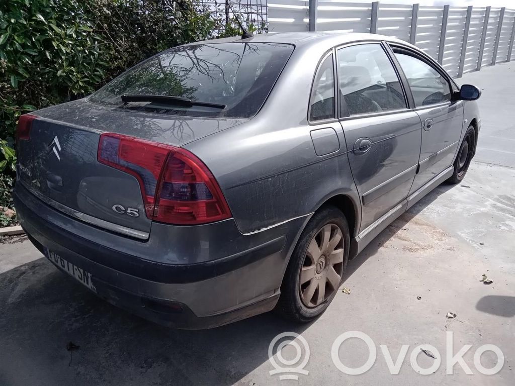 Citroen C5 Takajarrusatula 