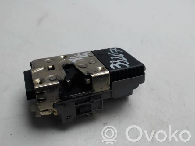 Citroen C8 Front door lock 