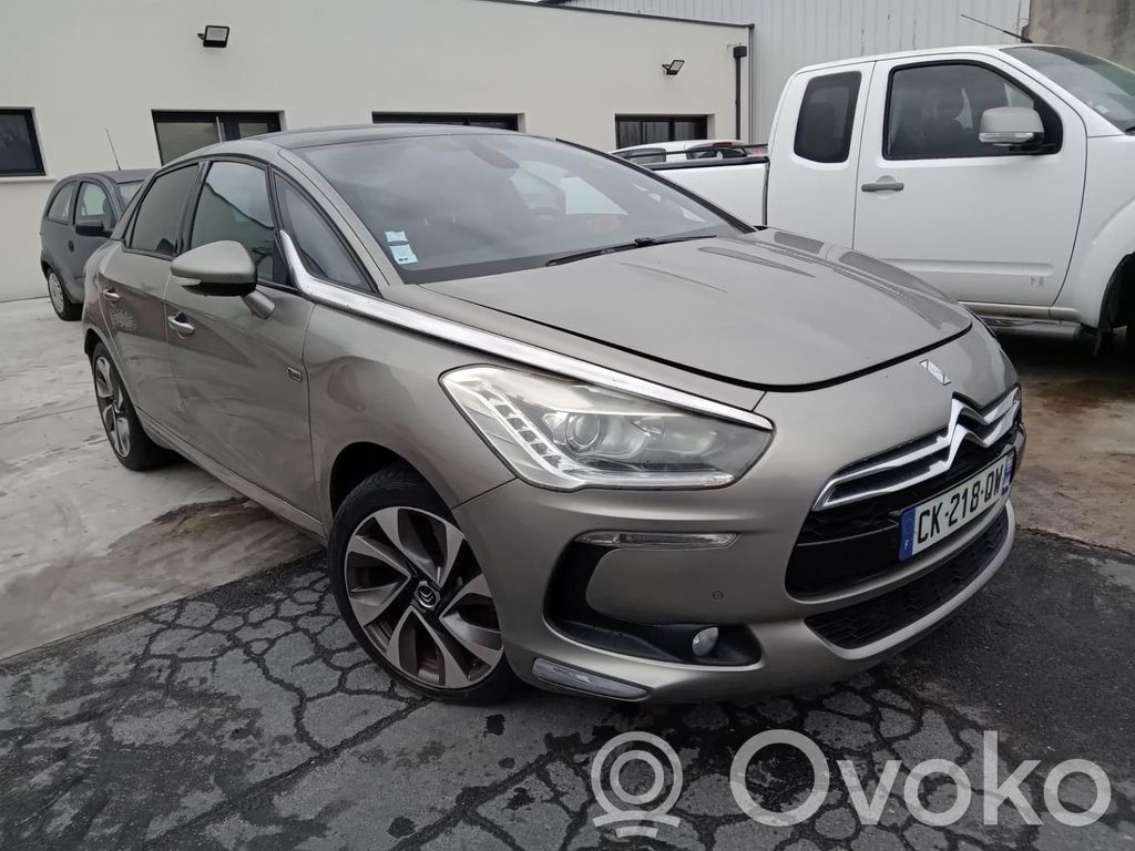 Citroen DS5 Vairo kolonėlė 