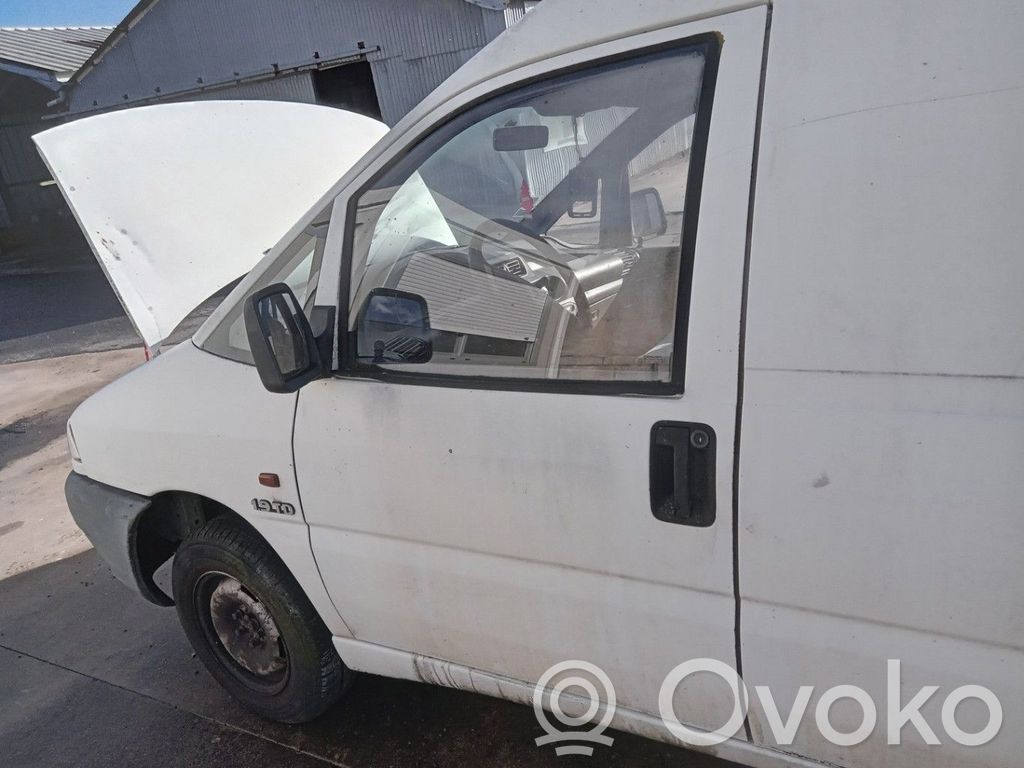 Durvis   00009002C3