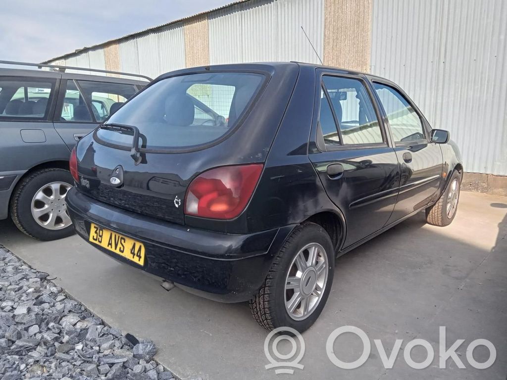 Ford Fiesta Vitre de fenêtre porte arrière 