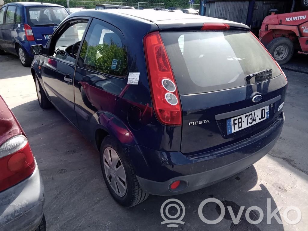 Ford Fiesta Aizmugurējais lukturis virsbūvē 