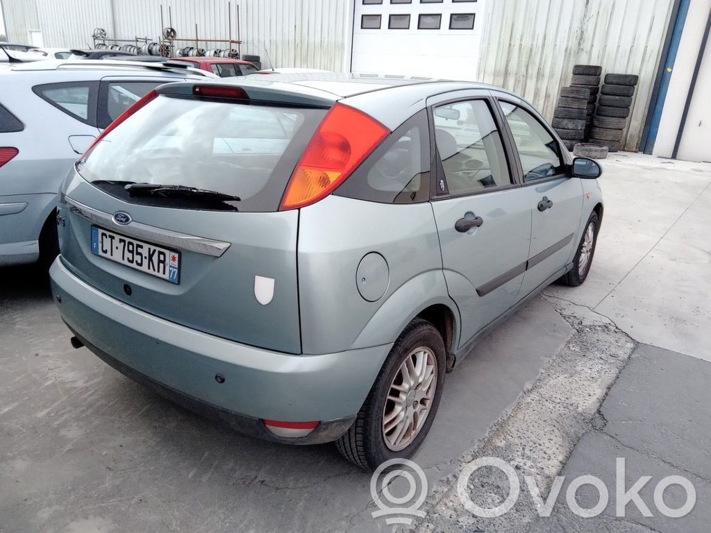 Ford Focus Aizmugurē bampera balka 