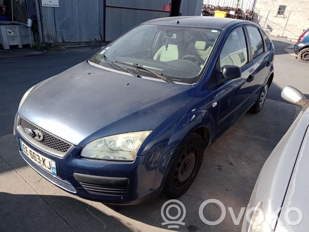 Ford Focus Front door lock 