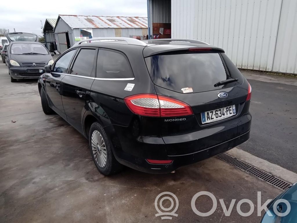 Ford Mondeo MK IV Задний суппорт 