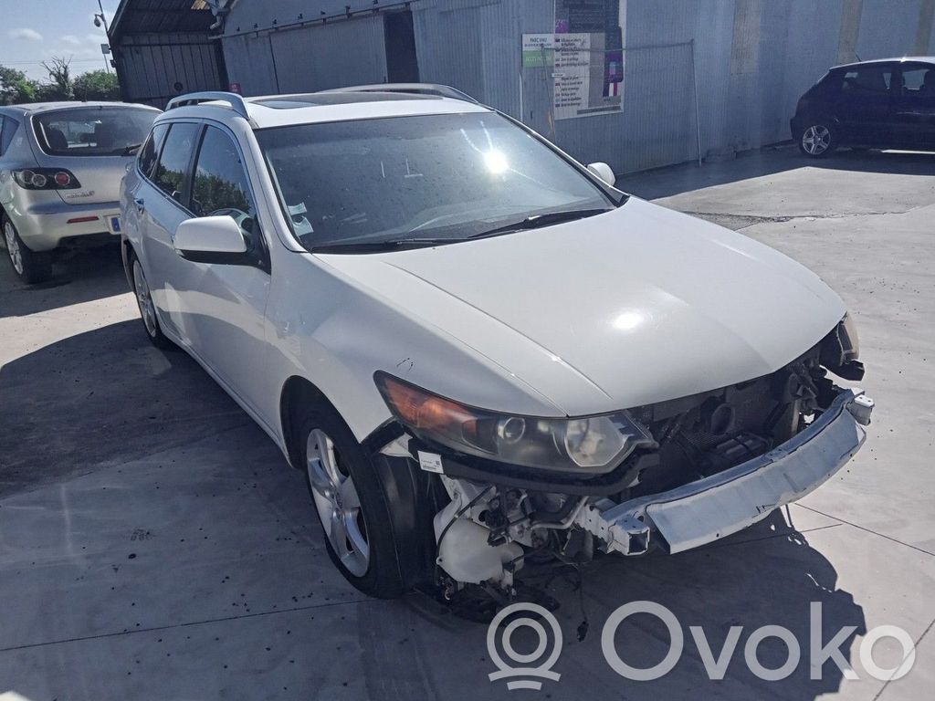 Honda Accord Zacisk hamulcowy przedni 