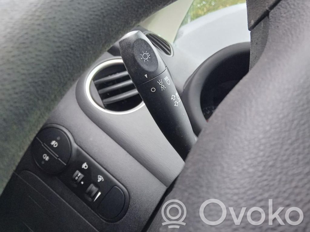 Hyundai i10 Palanca de intermitentes 