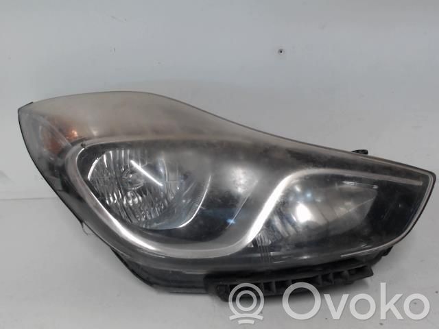 Hyundai ix20 Lampa przednia 