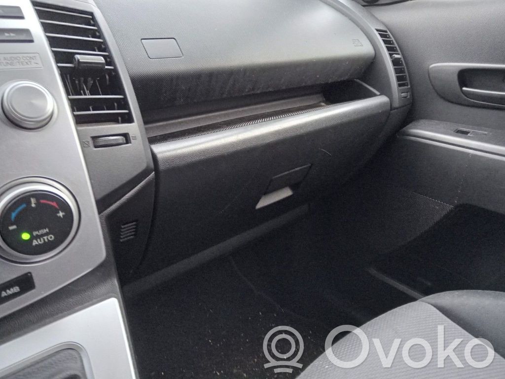 Glove box set   CC2964160A