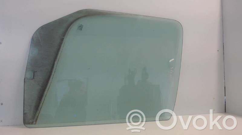 Szyba drzwi przednich   9067250310
