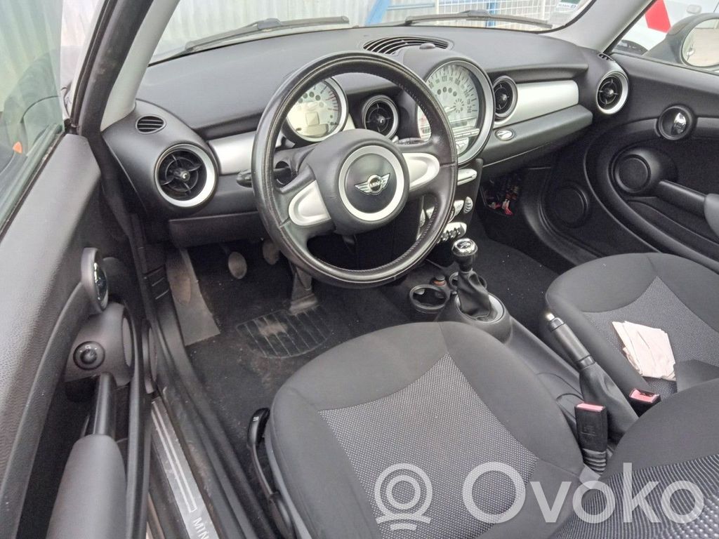 Mini One - Cooper R56 Panelis 