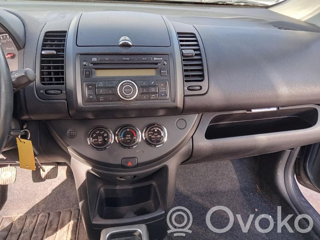 Nissan Note (E11) Daiktadėžės (bordačioko) komplektas 