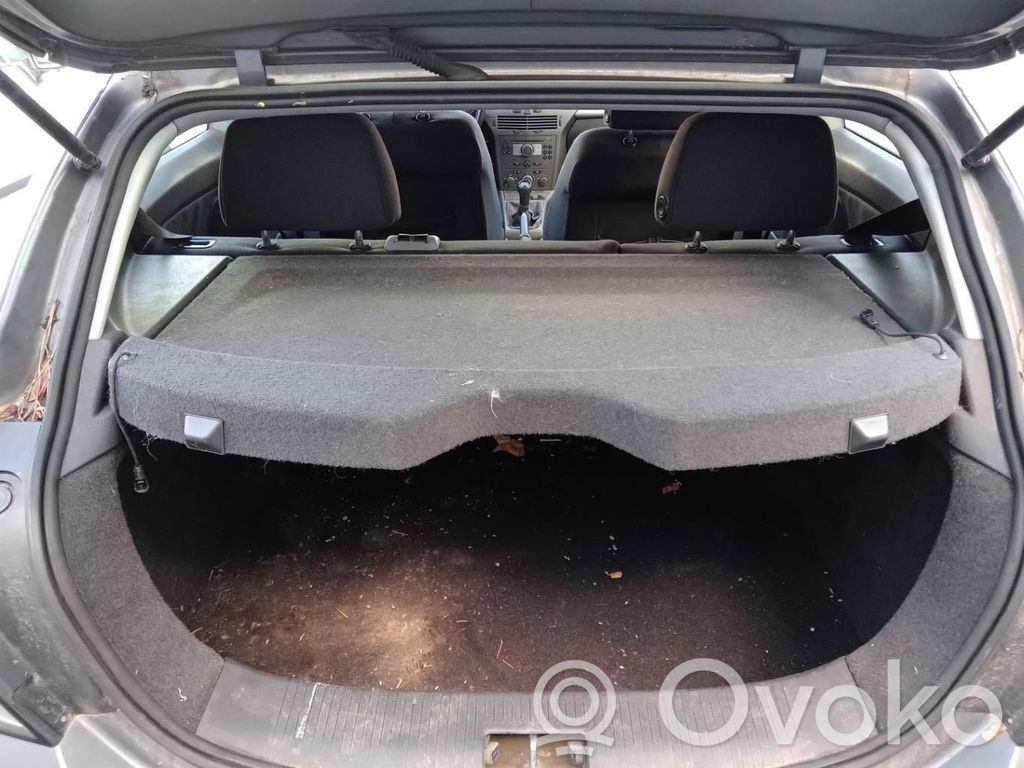 Opel Astra H Hattuhylly 