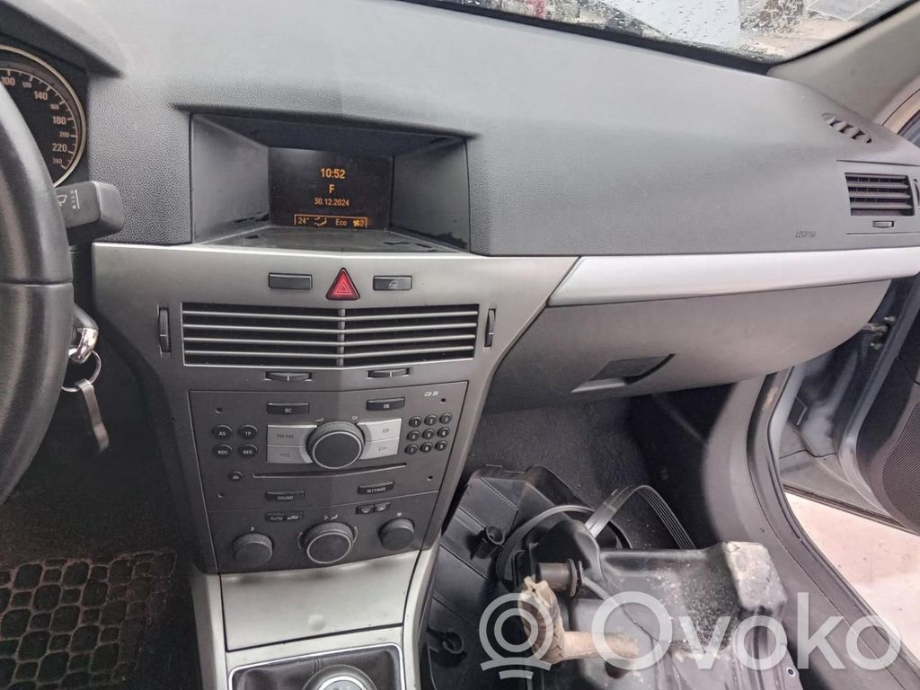 Opel Astra H Hazard light switch 