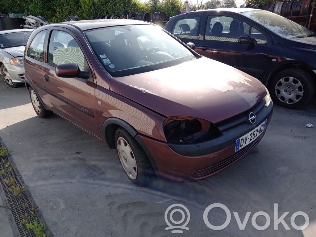 Opel Corsa C Priekinis pusašis 