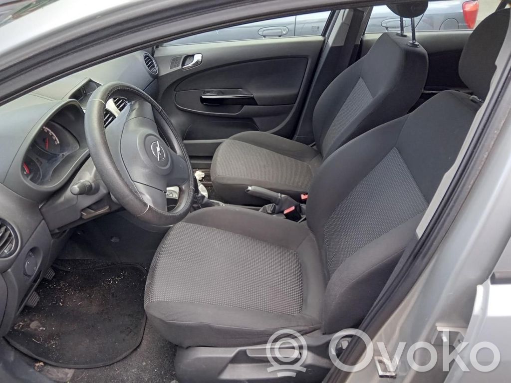 Opel Corsa D Cinturón delantero 