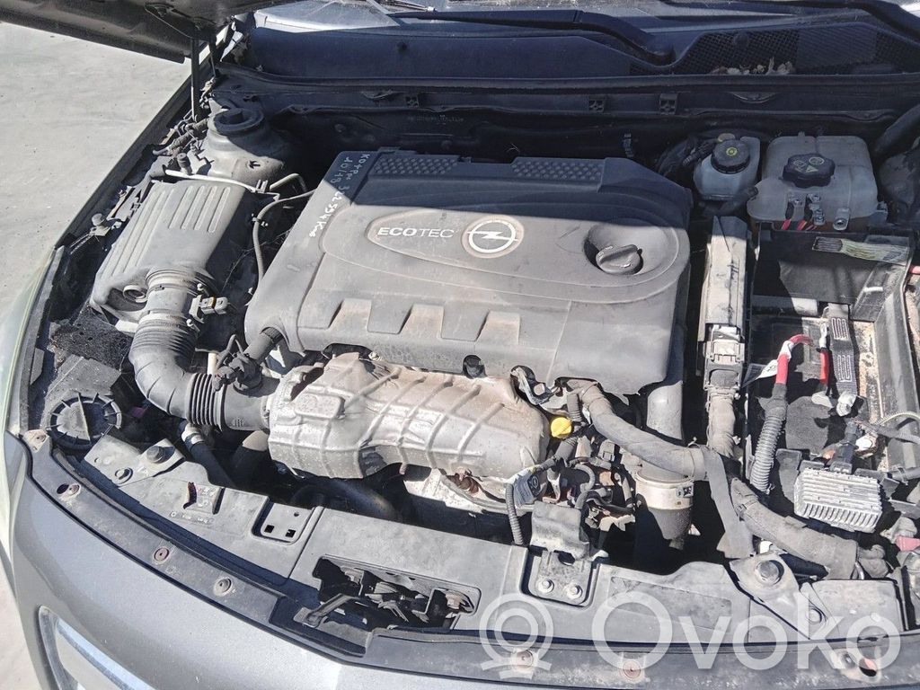 Opel Insignia A Radiator răcire A/C (condensor) 