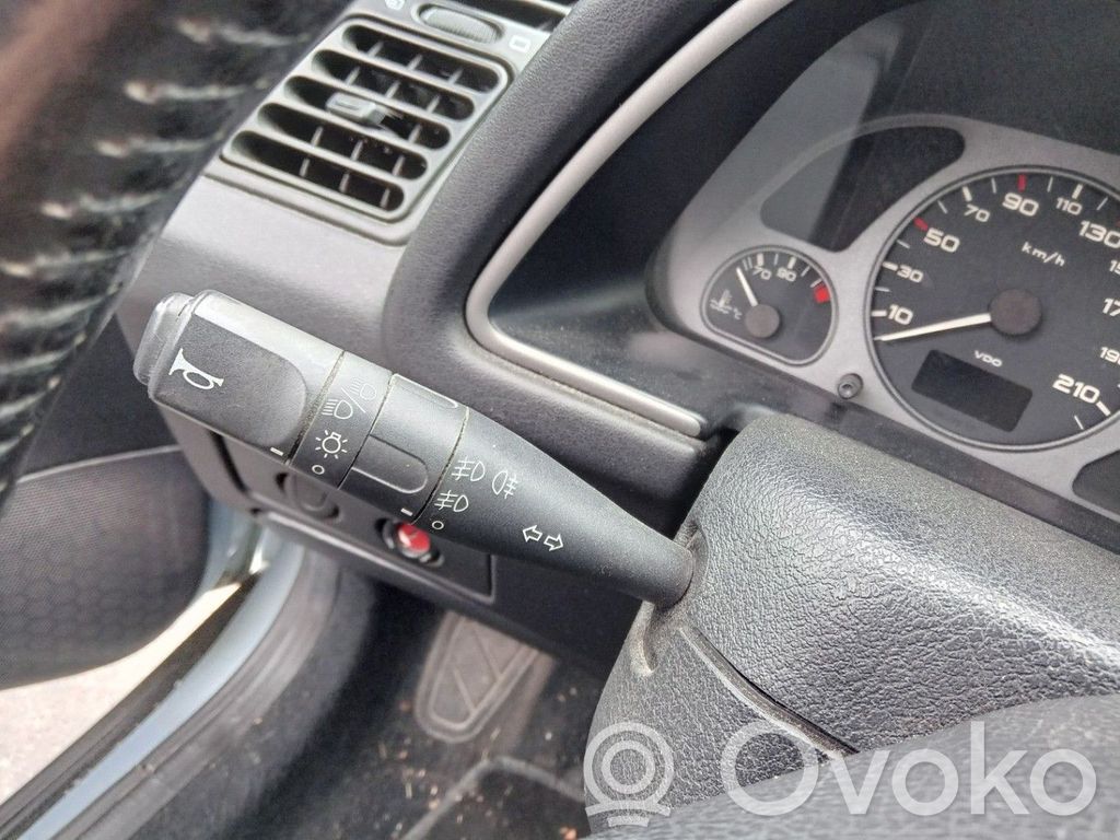 Peugeot 306 Manetă semnalizator 