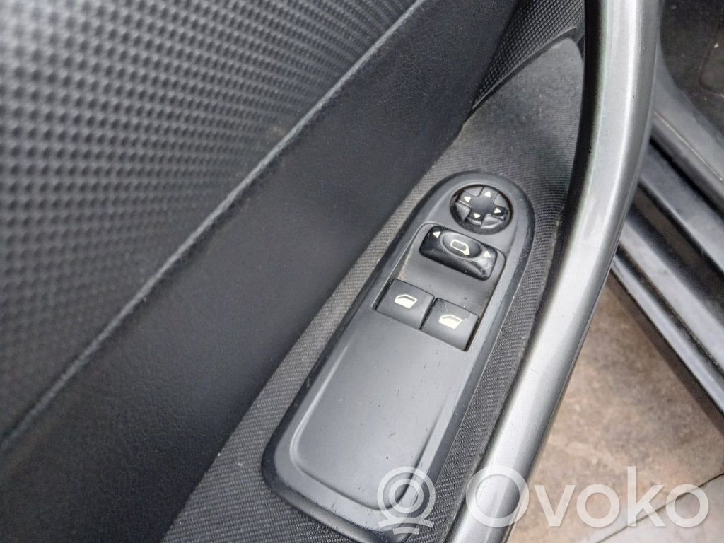 Peugeot 308 Electric window control switch 