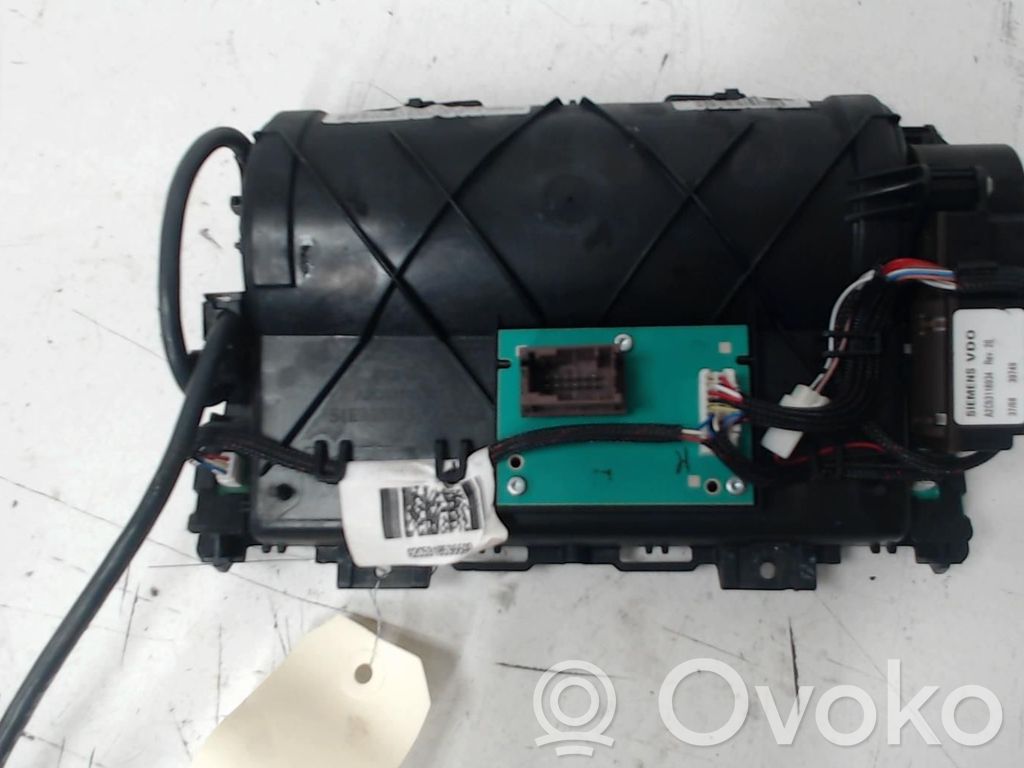 Peugeot 308 Screen/display/small screen 