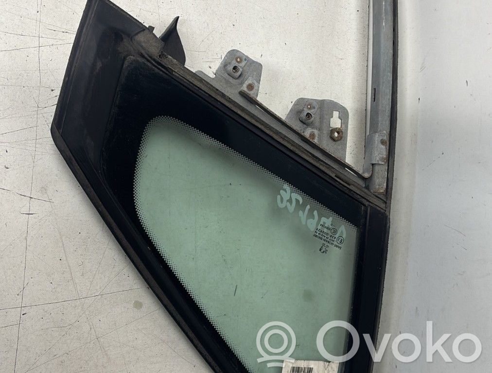 Puerta delantera   9202N2