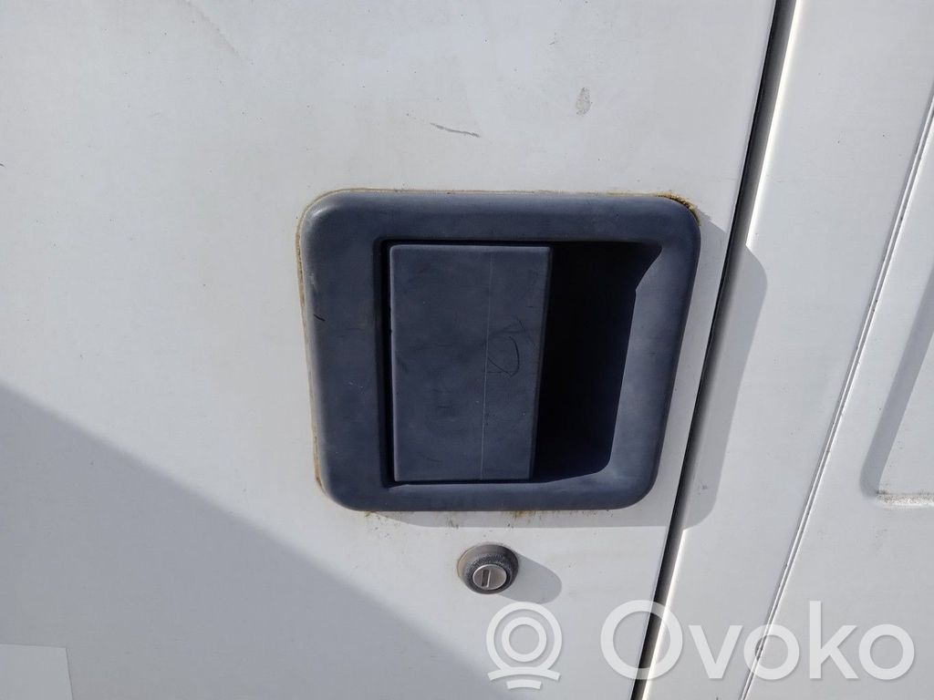 Etuoven ulkokahva   9101E4