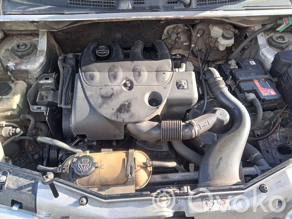 Peugeot Partner Power steering pump 