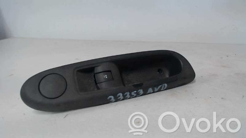 Renault Clio II Electric window control switch 