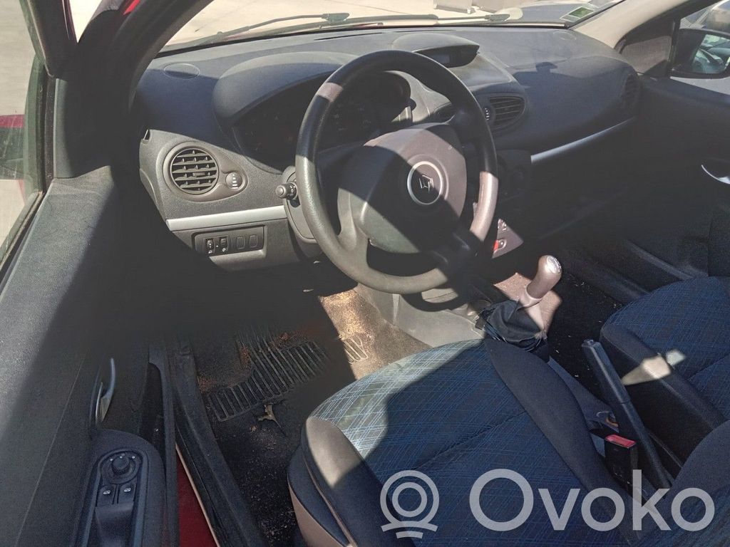 Renault Clio III Panel de instrumentos 