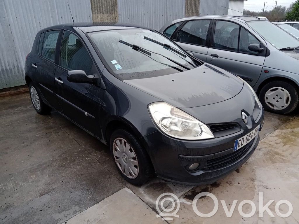 Renault Clio III Ramię wycieraczki szyby przedniej / czołowej 