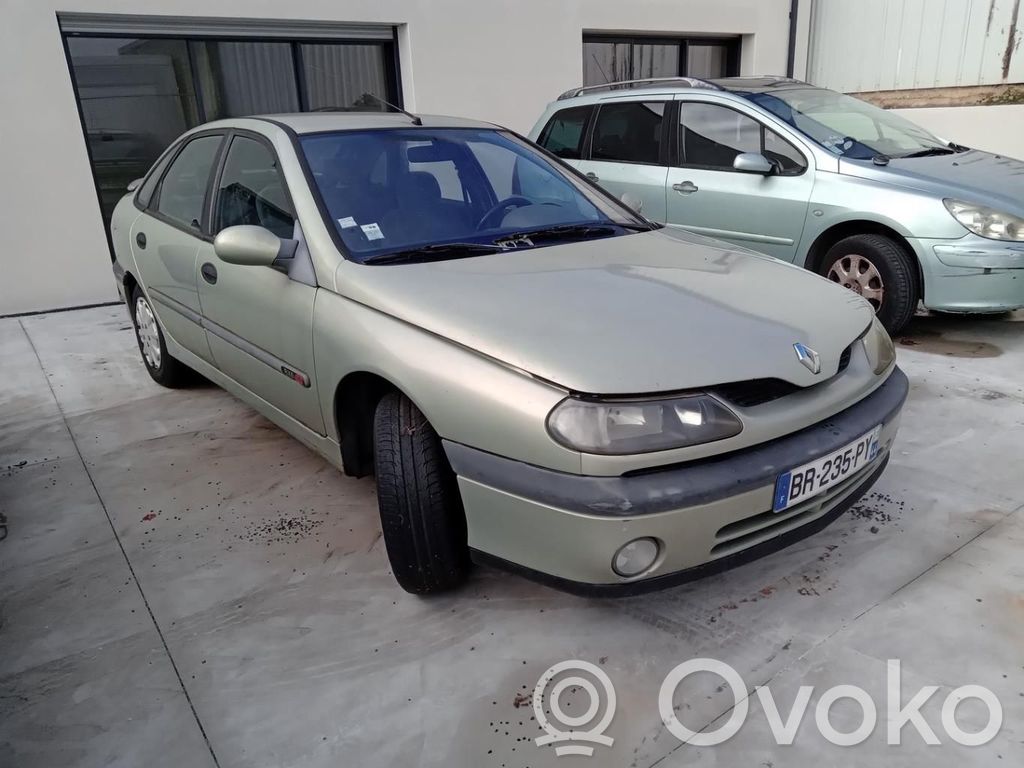 Renault Laguna I Konepelti 