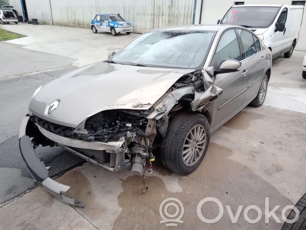 Renault Laguna III Priekinis suportas 