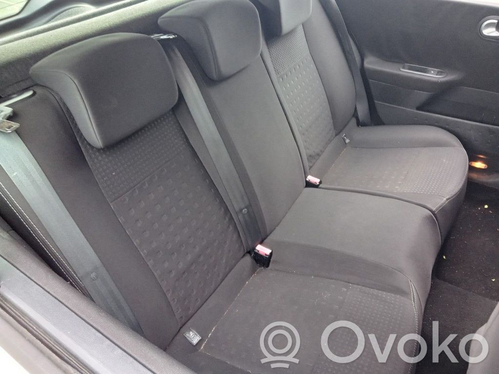 Renault Megane II Juego guantera 