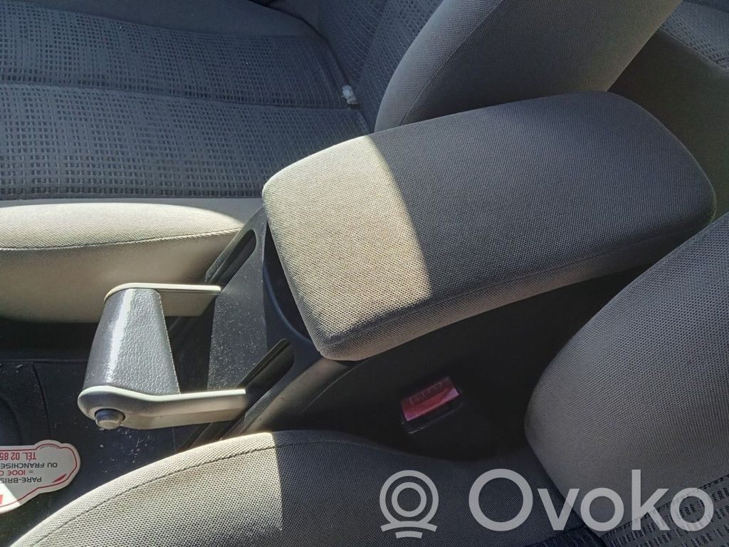 Renault Megane II Hebilla del cinturón delantero 