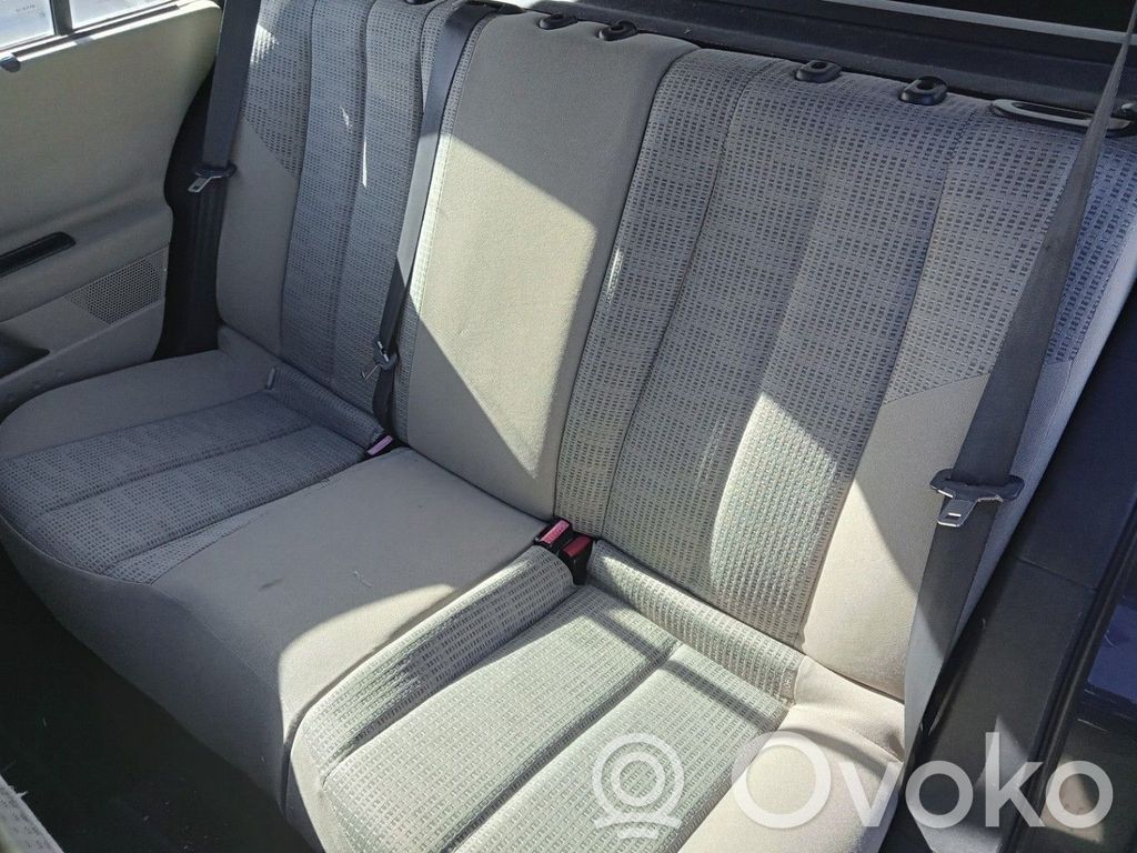 Renault Megane II Takaistuin 