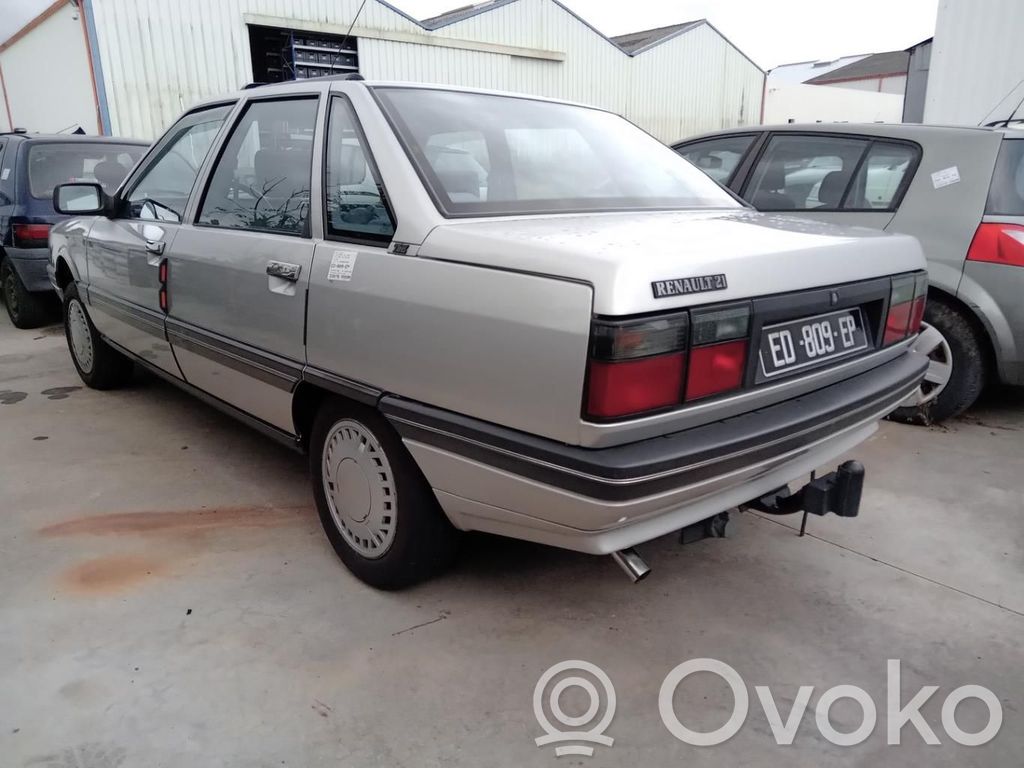 Renault 21 Takaluukun takavalot 