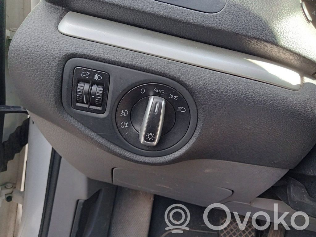 Seat Alhambra (Mk2) Interrupteur d’éclairage 